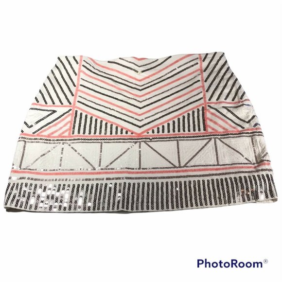 Express Dresses & Skirts - Express Women’s Geometric ZIG ZAG PRINT Mini Skirt Size Small/Petite Preowned